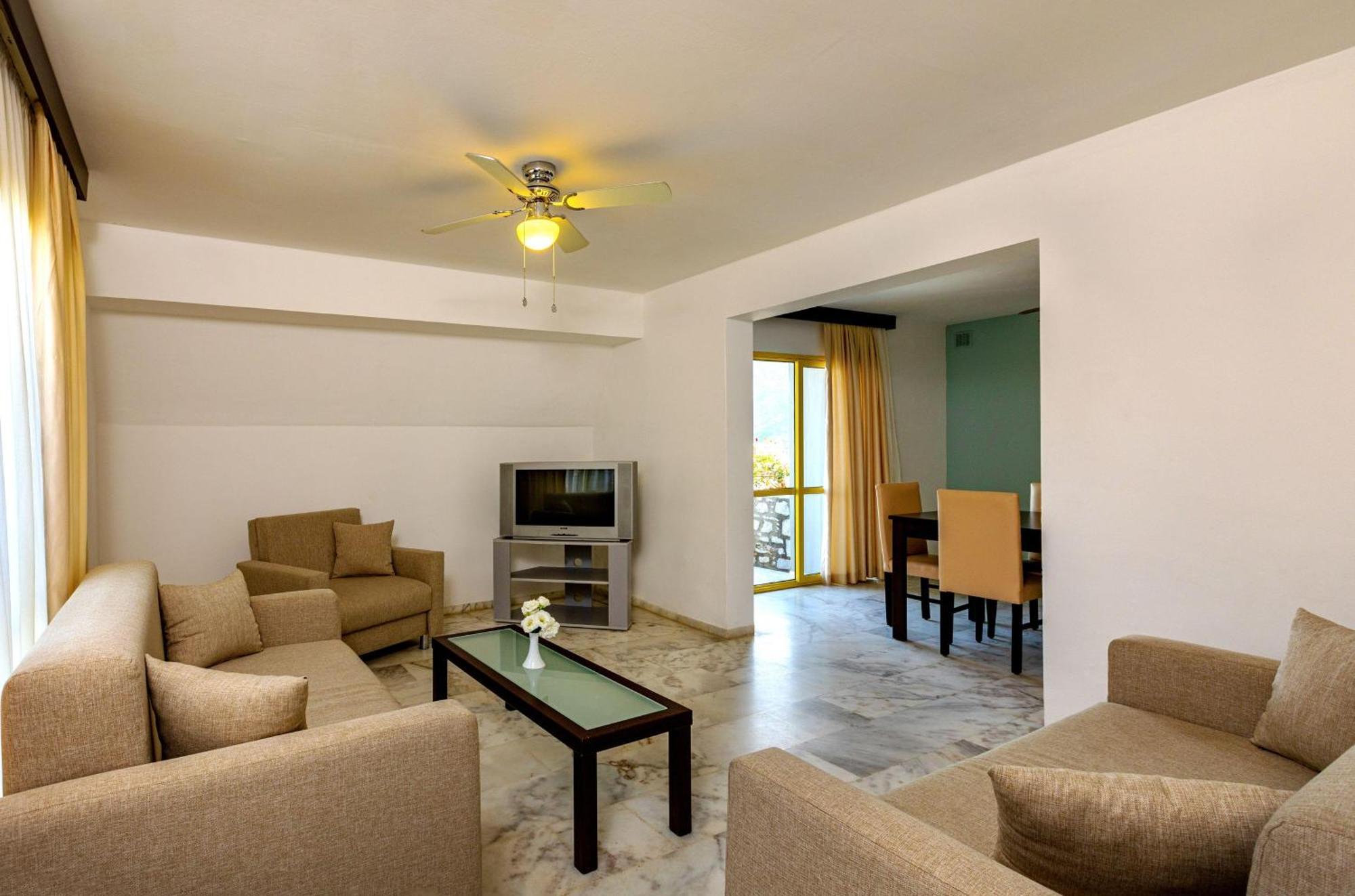 Loryma Resort Hotel Turunc Exterior photo